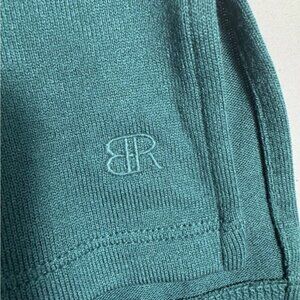 Banana Republic Teal Long Sleeve Women's Sweater.
